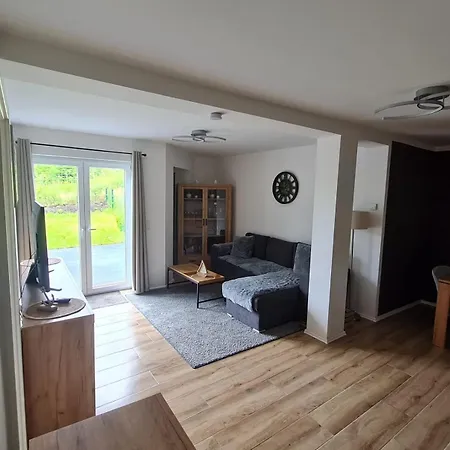 Greenhouse Living Apartment Nivis Mit Garten - 4 Minuten Nach Winterberg - Wandern, Mountainbike Fahren - Natur Geniessen Medebach Chambre photo