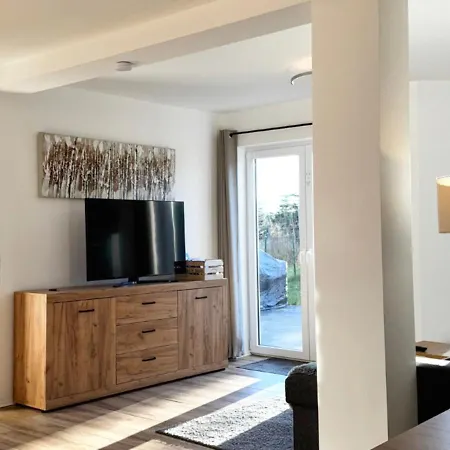 Greenhouse Living Apartment Nivis Mit Garten - 4 Minuten Nach Winterberg - Wandern, Mountainbike Fahren - Natur Geniessen Medebach Extérieur photo